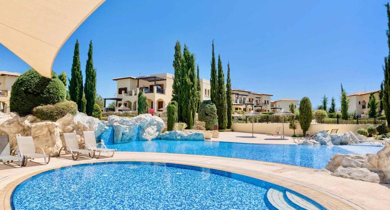 2 Bedroom Apartment Thalassa With Sea And Sunset Views, Aphrodite Hills Resort Kouklia Buitenkant foto